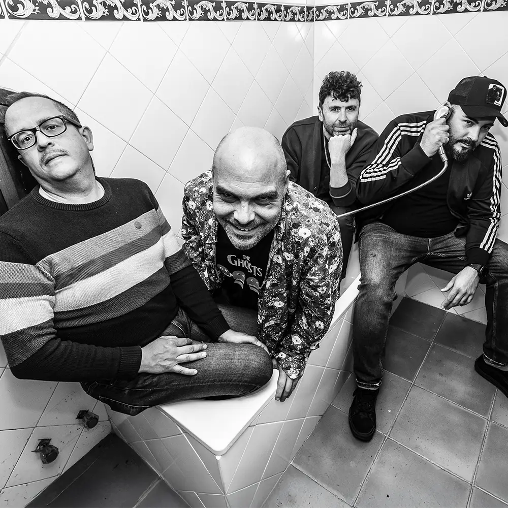 O grupo Hombre Tigre