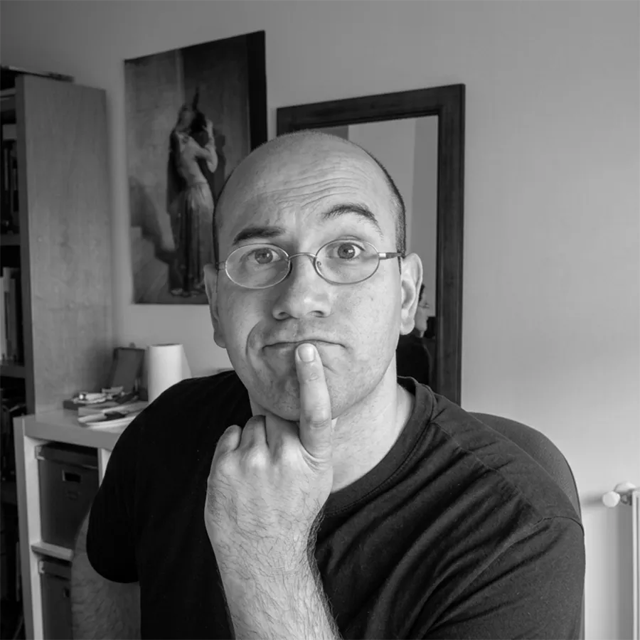 Retrato en branco e negro de Marcos Calo