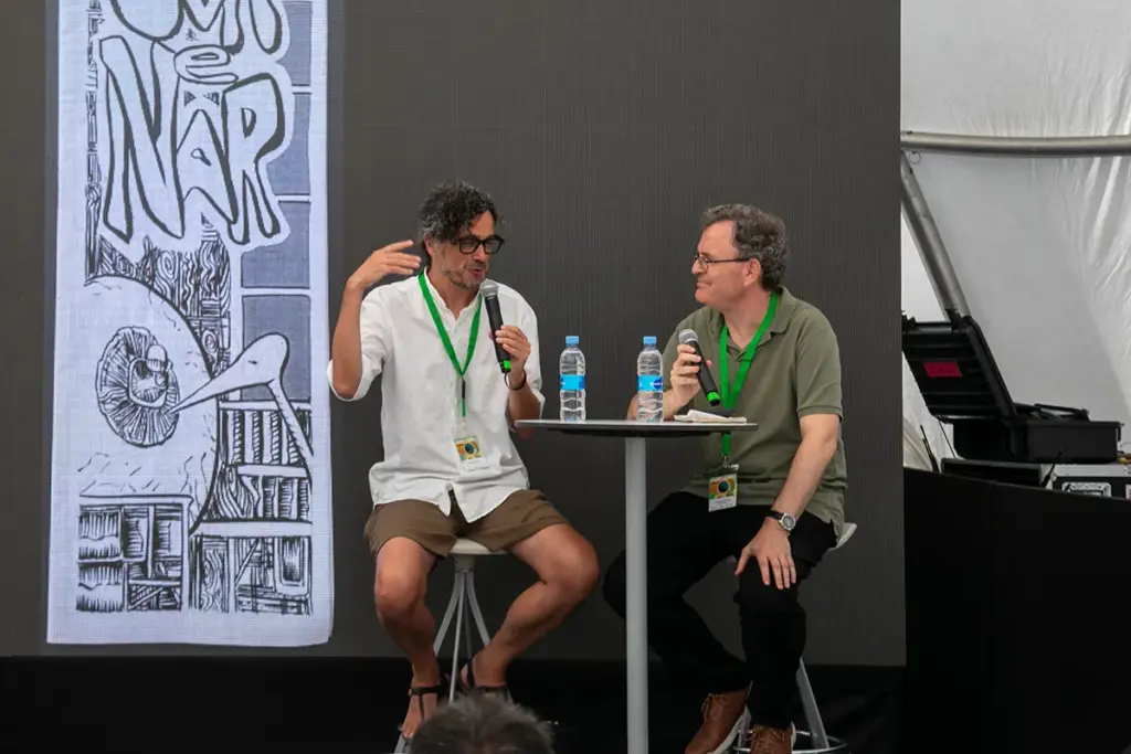 Miguel Robledo nunha entrevista de Viñetas desde o Atlántico