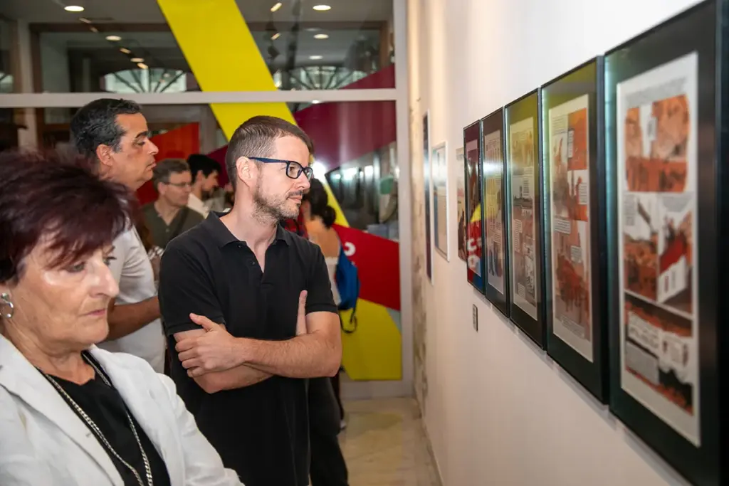 José Pablo García na súa exposición na Casa Museo Casares Quiroga